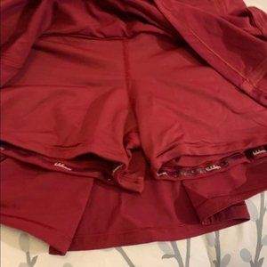 Lululemon Size 2 Ruffle Skirt